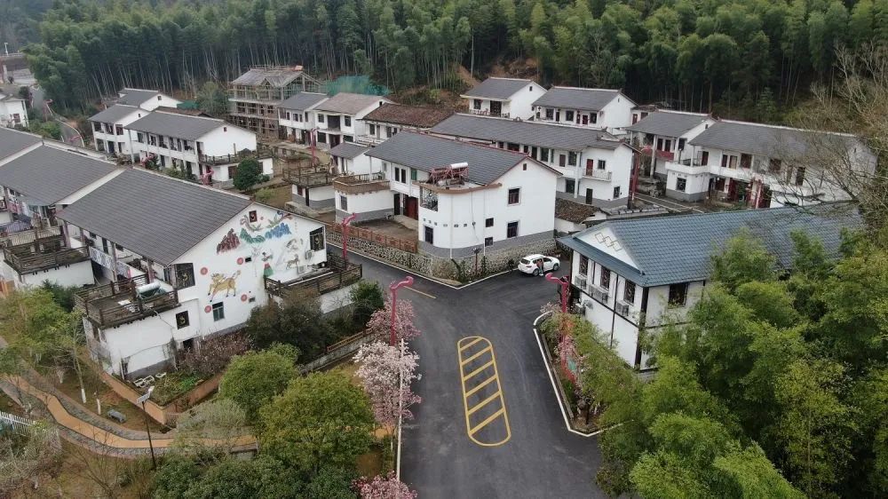 江西資溪縣烏石鎮(zhèn)新月畬族村景象。新華社記者 彭昭之 攝